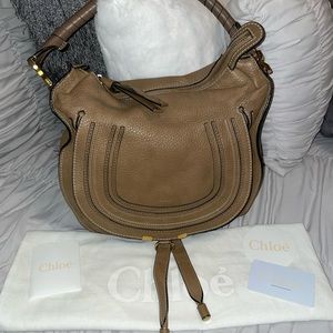 ✨The famous Chloe Marcie Hobo Handbag in Desert Taupe- Pre-loved! 💋✨❣️